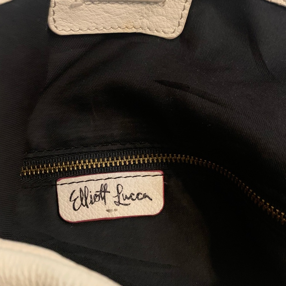 Very Rare Find! Elliott Lucca Peacock Feather Design Cream Bag.  Arm Candy! - Picture 11 of 17